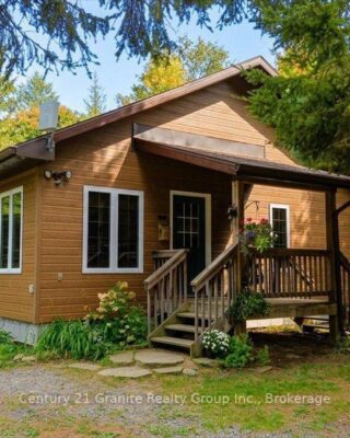 649 Madawaska Road, Hastings Highlands