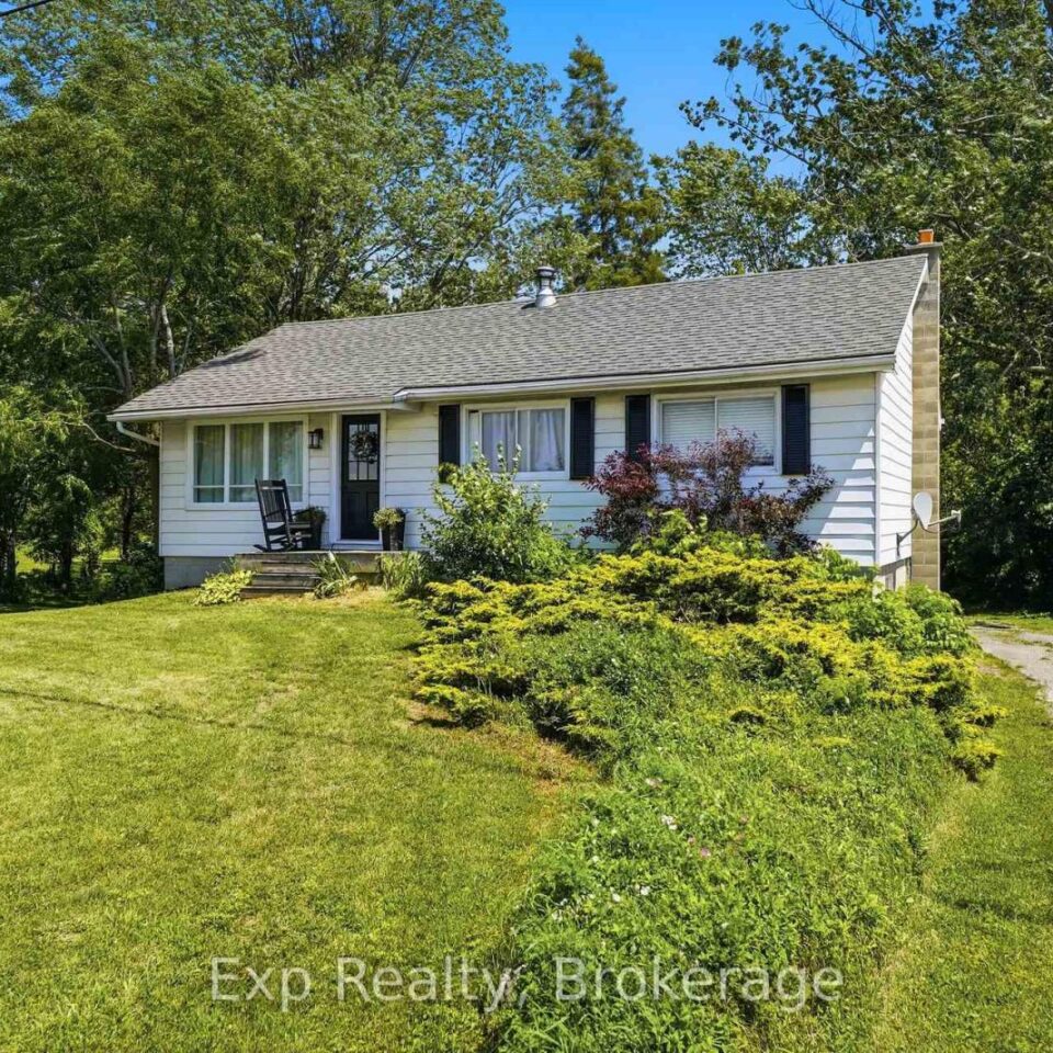 650 County Road 5, Prince Edward County