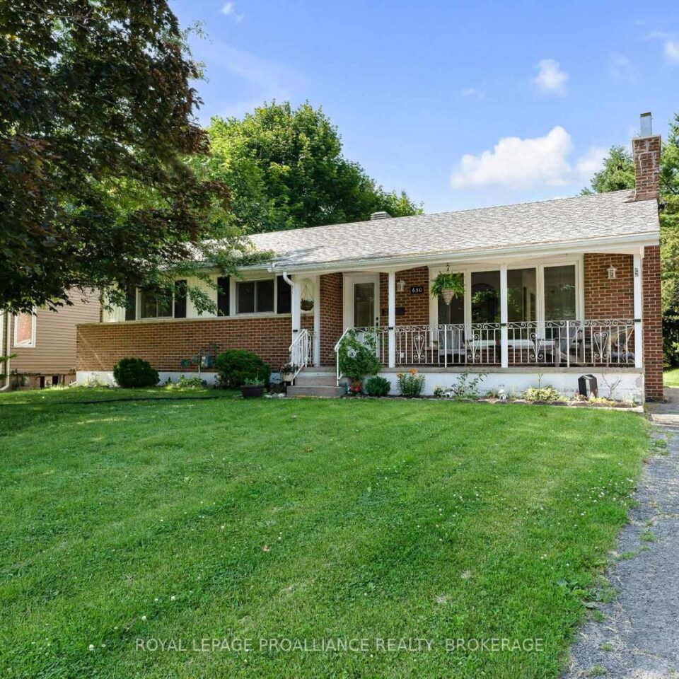 650 Steel Street, Gananoque