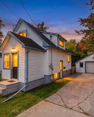 657 Collins Bay Road, Kingston