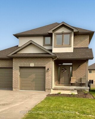 66 Farmington Crescent, Belleville