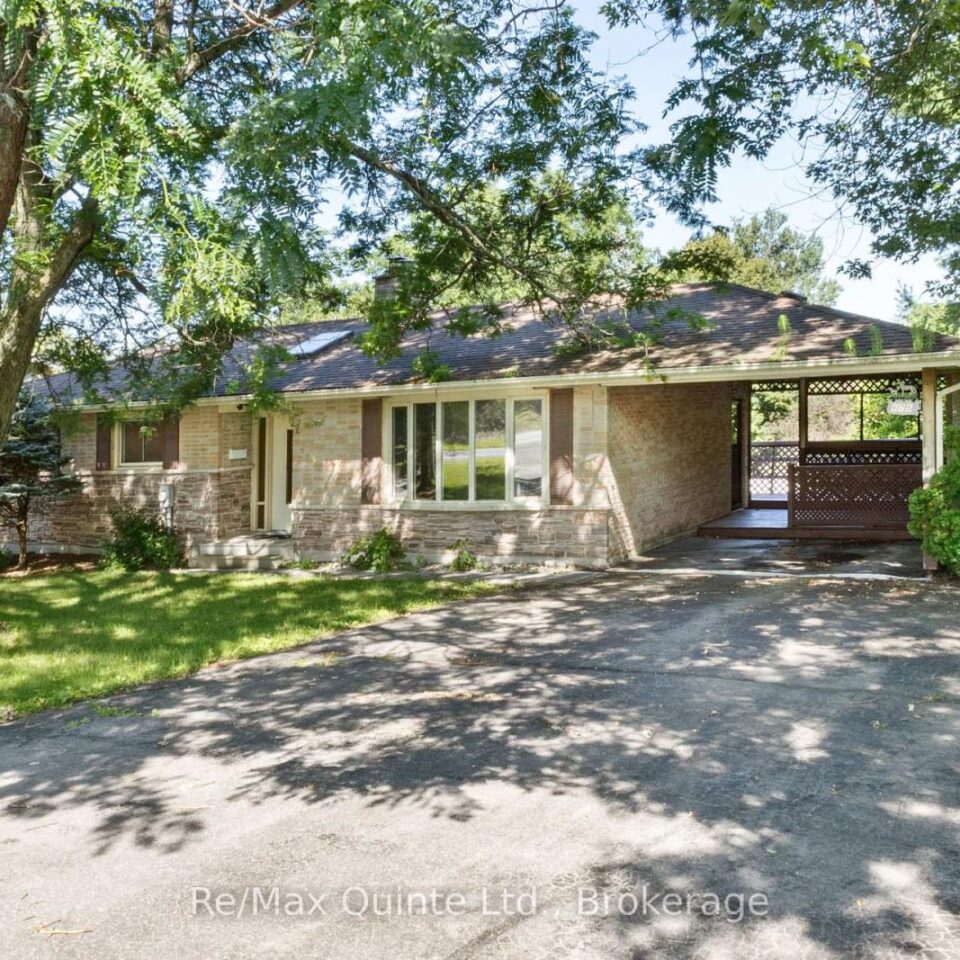 675 Palace Road, Greater Napanee