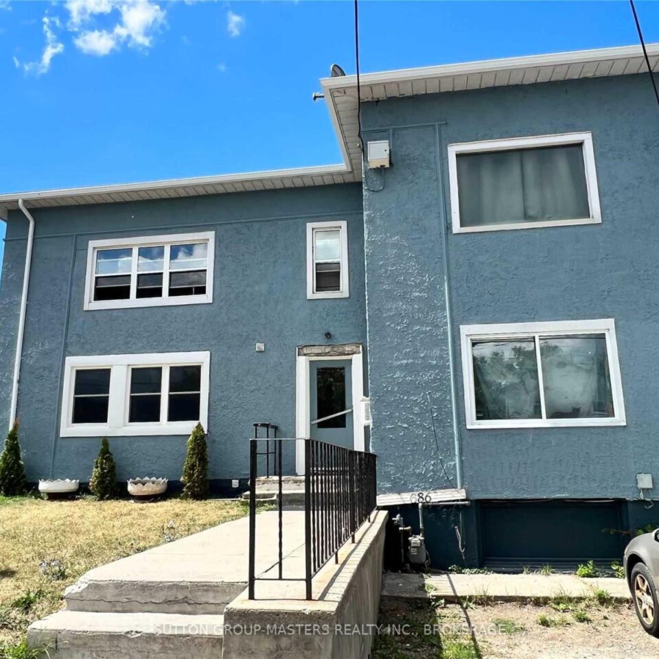 686 Montreal Street, Kingston