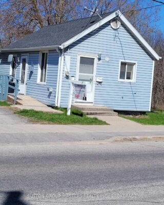 688 Montreal Street, Kingston