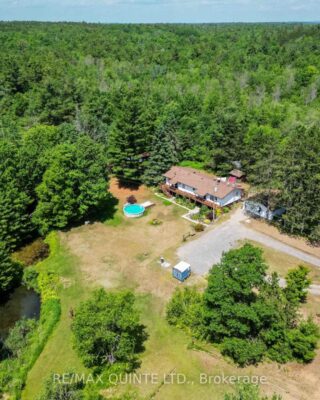 690 Potter Settlement Road, Tweed