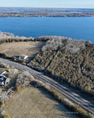 695 County Road 7, Prince Edward County