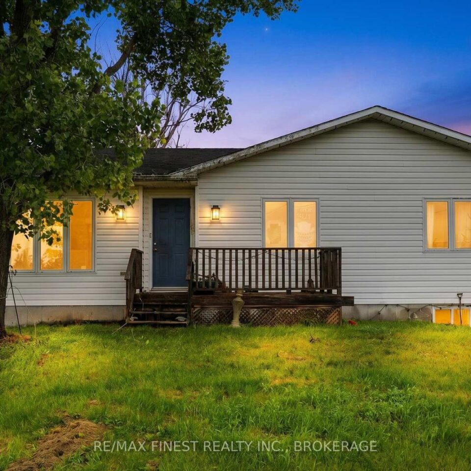 697 Hinch Road, Stone Mills