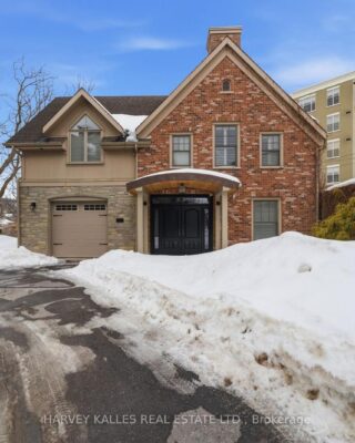 7 – 4 Bridge Street, Prince Edward County