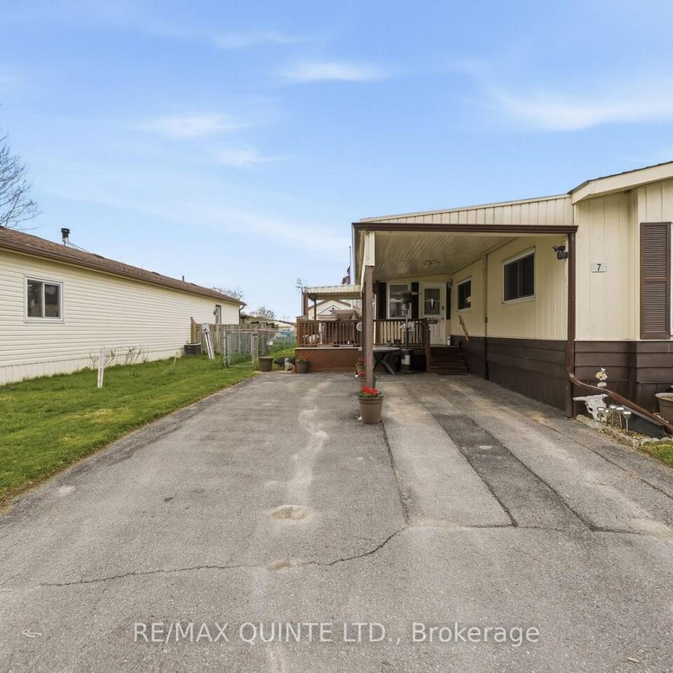 7 Finch Lane, Quinte West