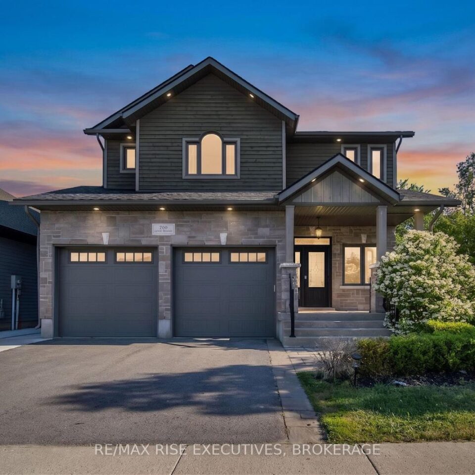 700 Stonehenge Street, Kingston