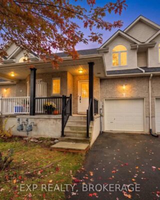 702 Maclean Court, Kingston