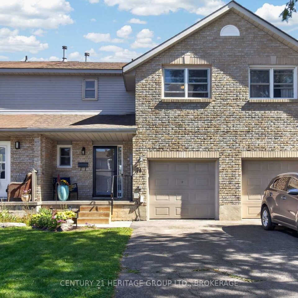 71 Rose Abbey Drive, Kingston