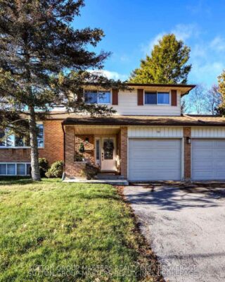 715 Collins Bay Road, Kingston