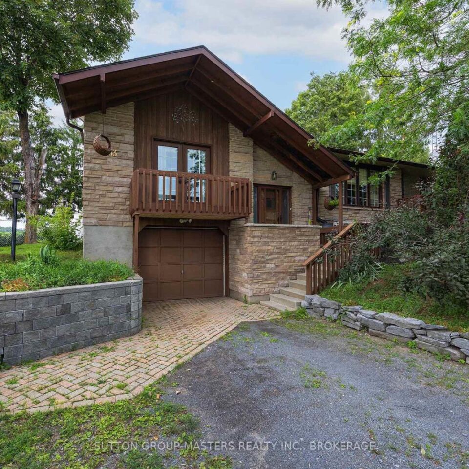 7433 County 2 Road, Greater Napanee