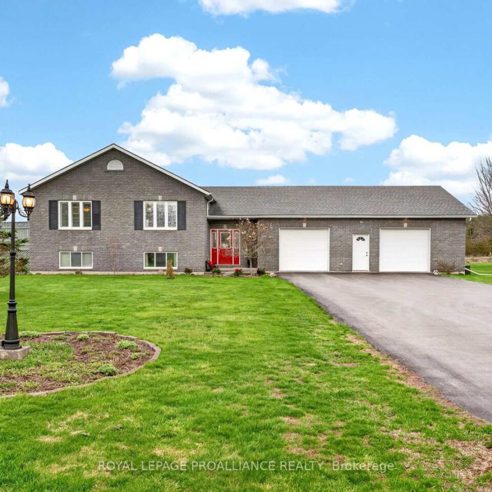 75 Homan Road, Belleville