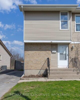 75 Wycliffe Crescent, Kingston