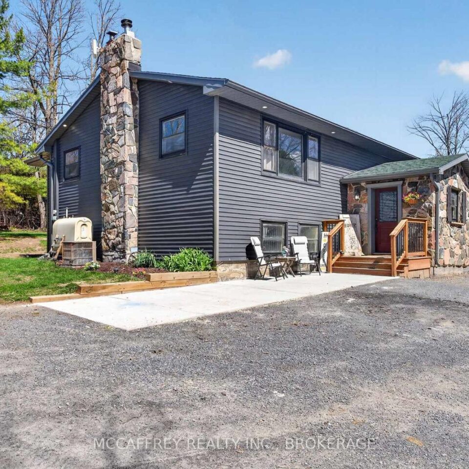 754 Church Road, Stone Mills