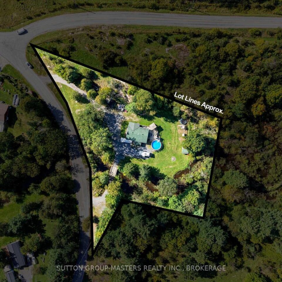 754 Church Road, Stone Mills