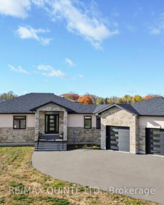 76 Navigation Drive, Prince Edward County