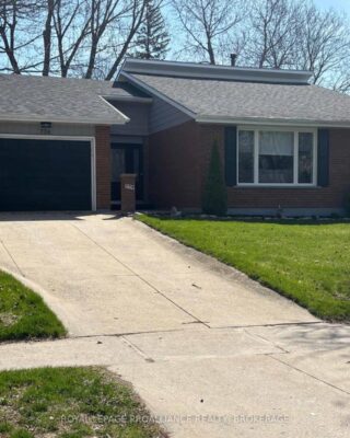 774 High Gate Park Drive, Kingston