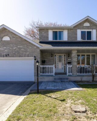 789 Strand Boulevard, Kingston