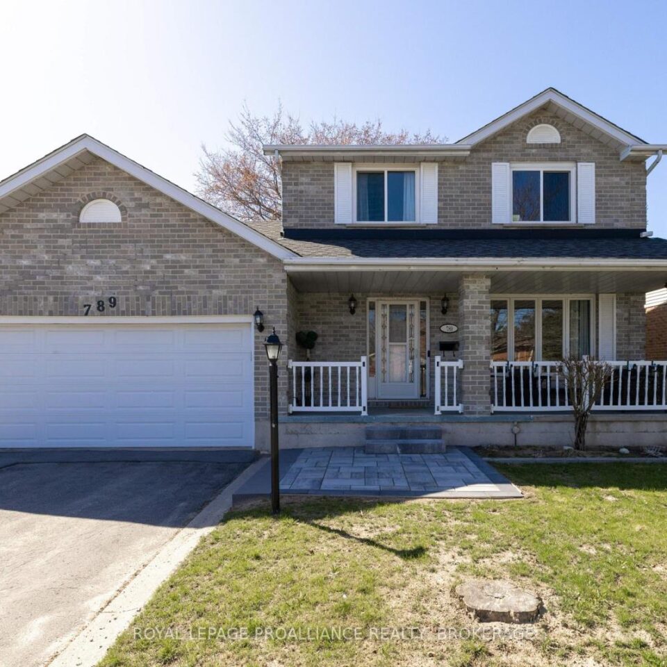789 Strand Boulevard, Kingston