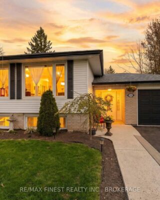 790 High Gate Park Drive, Kingston