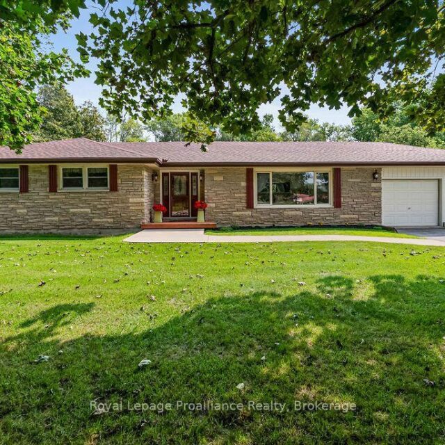 794 Foxboro Stirling Road, Quinte West