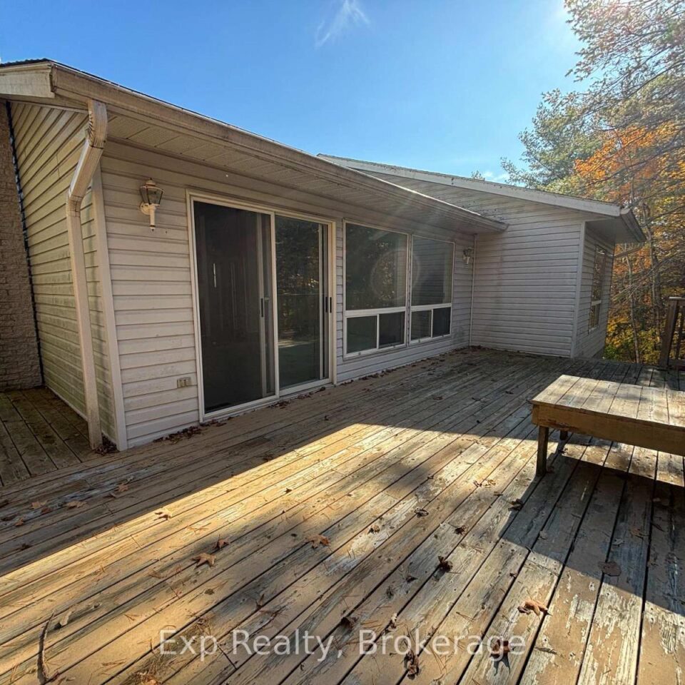 794 Pinegrove Road, Greater Napanee