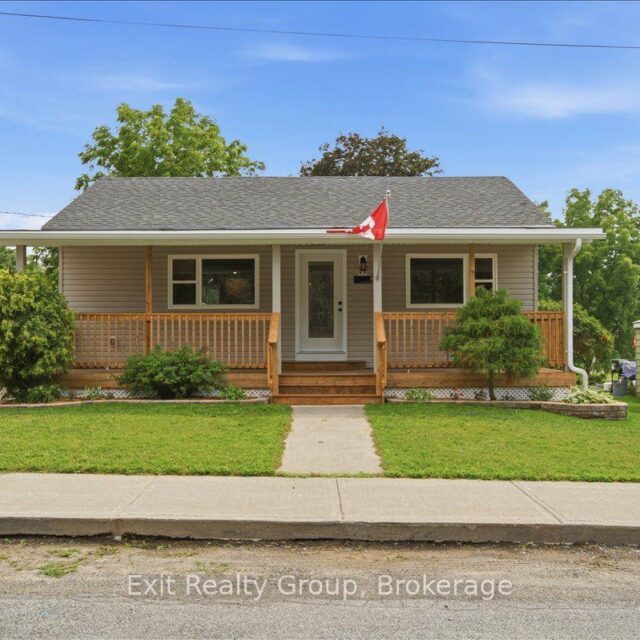8 Albert Street, Prince Edward County