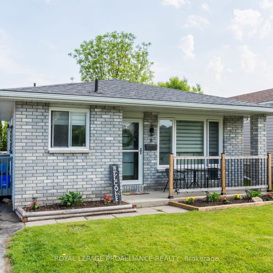 8 Birch Street, Quinte West