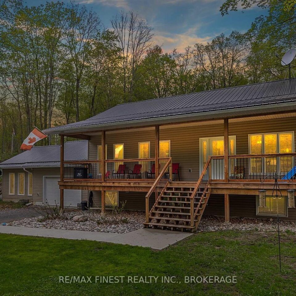 8 Enchanted Lane, Frontenac
