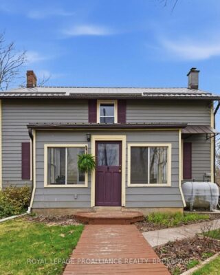 8 Ewart Street, Stone Mills