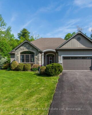 8 Grandview Court, Quinte West