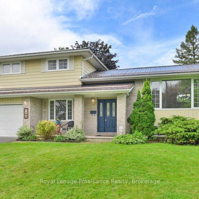 8 Panter Circle, Belleville