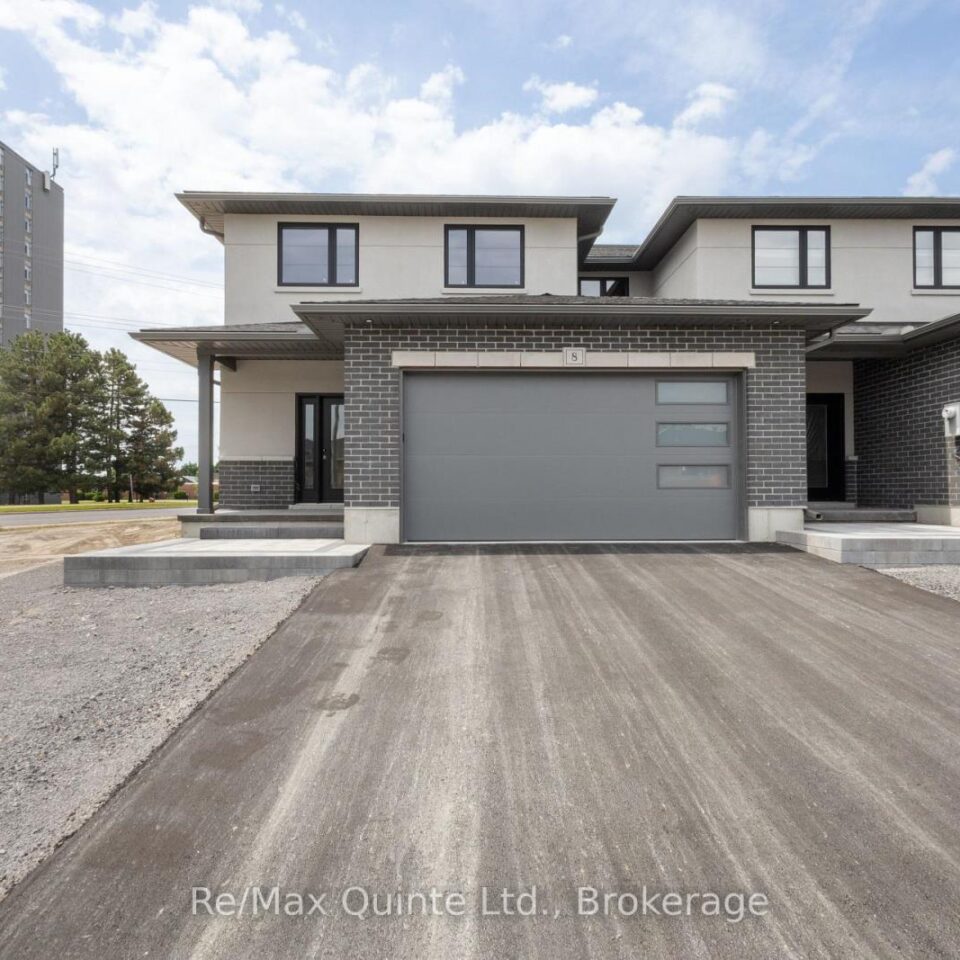 8 Stinson Avenue, Belleville