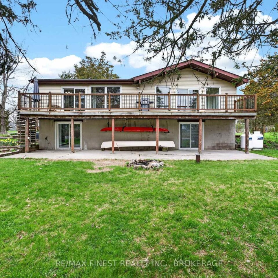 8 Sunrise Court, Prince Edward County