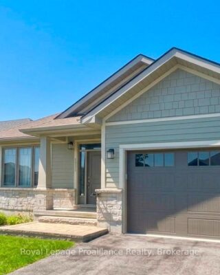 8 Tessa Boulevard, Belleville