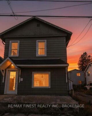 80 Main Street, Kingston