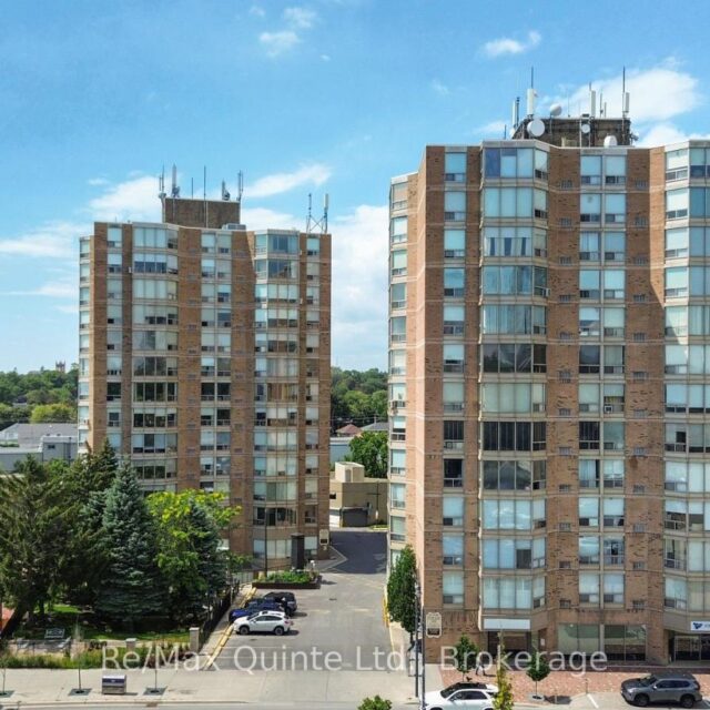 803 – 350 Front Street, Belleville