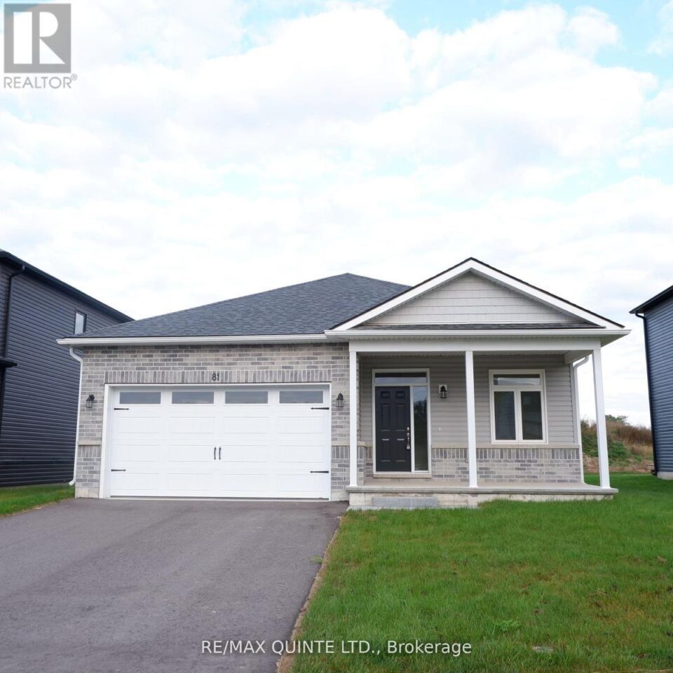 81 George Wright Boulevard, Prince Edward County