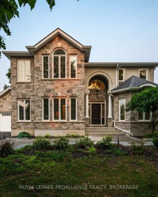 81 Kenwoods Circle, Kingston