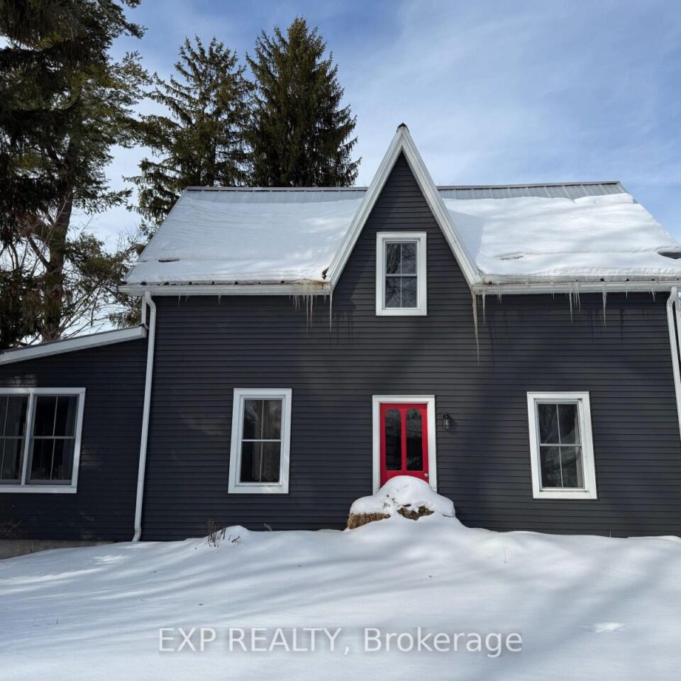 81 Morrison Point, Prince Edward County