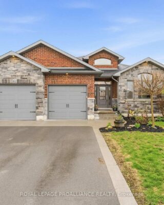 82 Essex Drive, Belleville