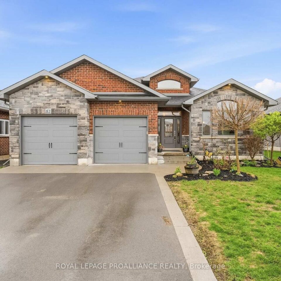 82 Essex Drive, Belleville