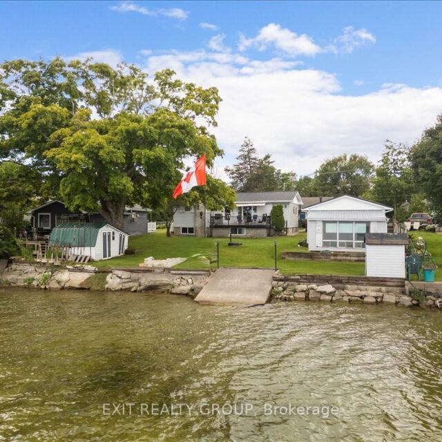 82 Outlet Road, Prince Edward County