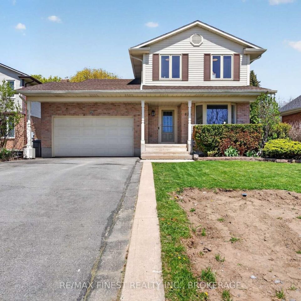 825 Somerset Crescent, Kingston