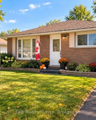 83 Centre Street, Quinte West