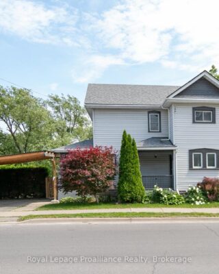 83 Moira Street E, Belleville