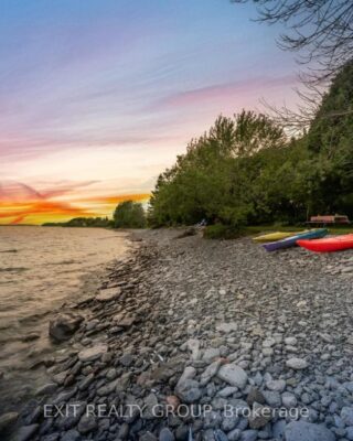 830 County Rd 20, Prince Edward County